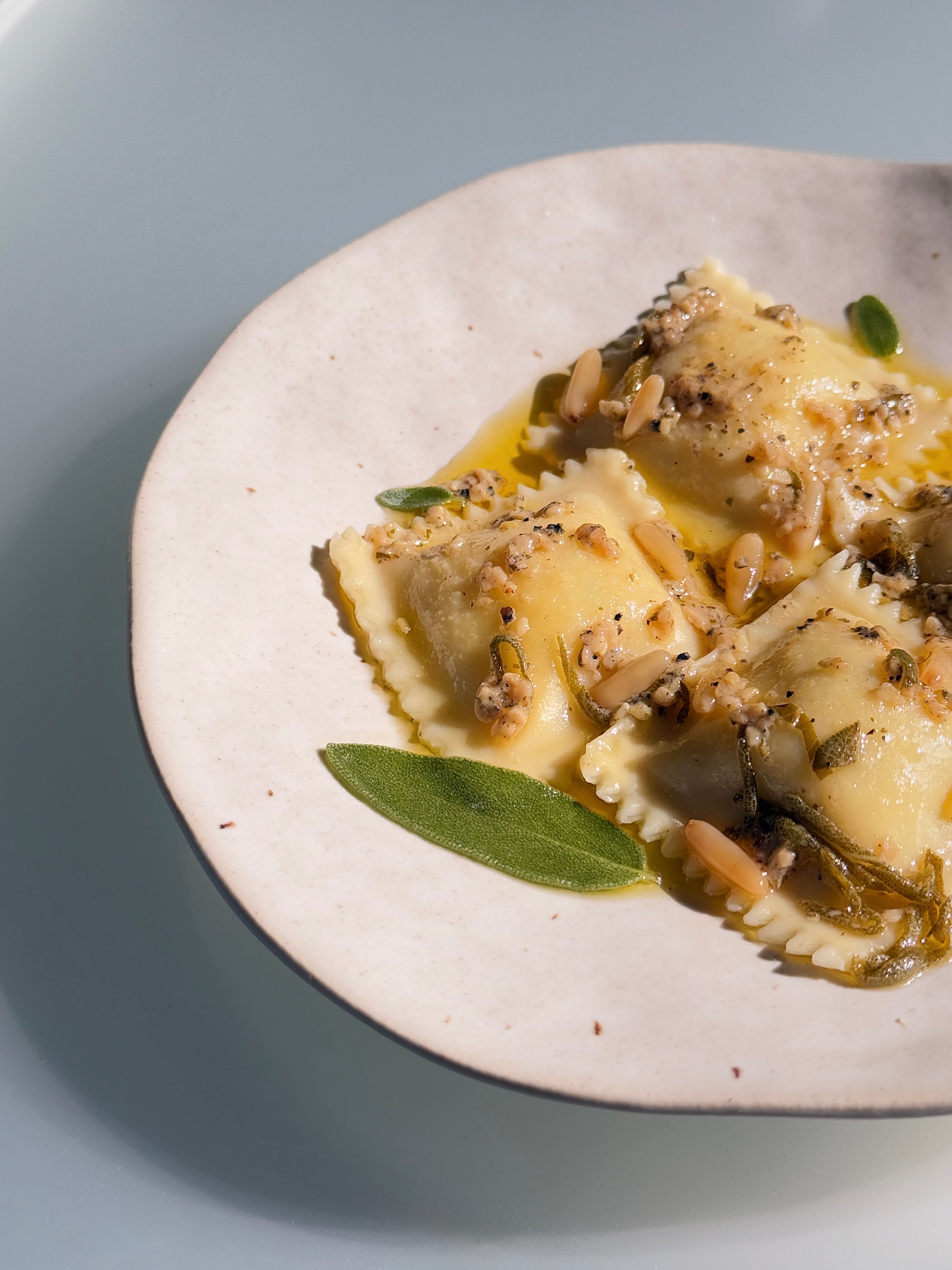 GARLIC & SAGE BUTTER RAVIOLI – PUNARVI